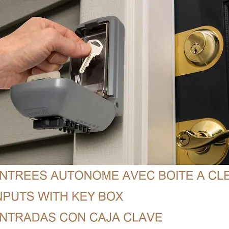 Apartmán Confort ! Climatisation, Calme, Piscine, Parking Gratuit, Terrasse, Wifi