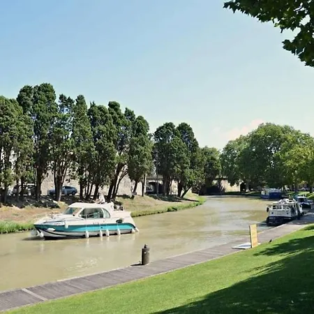Confort ! Climatisation, Calme, Piscine, Parking Gratuit, Terrasse, Wifi Apartmán *
