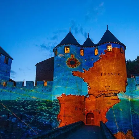 Confort ! Climatisation, Calme, Piscine, Parking Gratuit, Terrasse, Wifi Carcassone