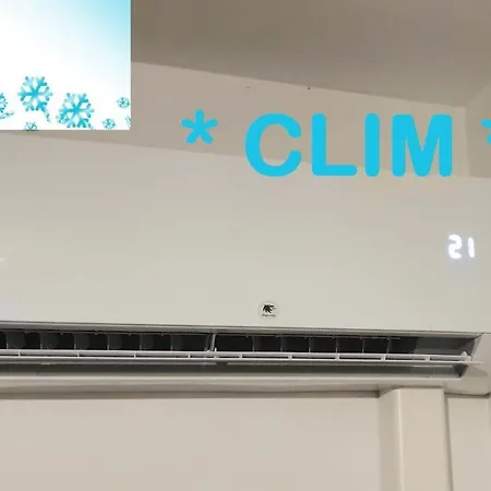 Apartmán Confort ! Climatisation, Calme, Piscine, Parking Gratuit, Terrasse, Wifi *